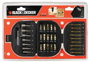 Викруткові насадки і головки B&D зі шпінделем 6-гран.- 1/4" з тримачем, 32 елем. в пластик. футлярі